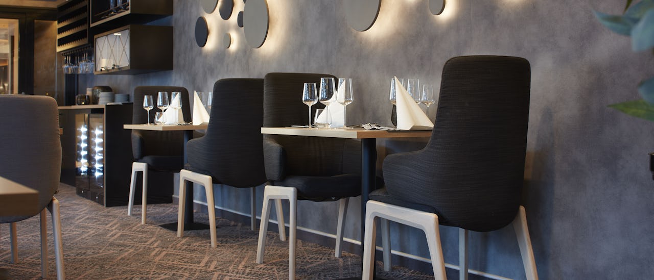 Illallinen viiden ruokalajin nimikkomenulla ravintola Hildringissa