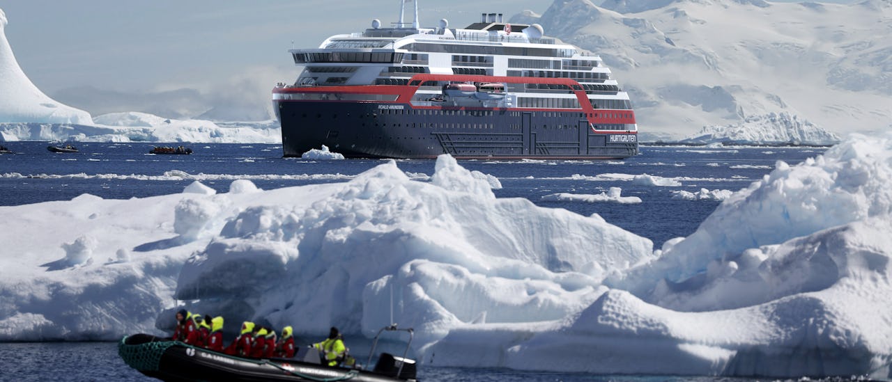 Lähde mukaan kävelyille ja osallistu ulkoilma-aktiviteetteihin kohteissa