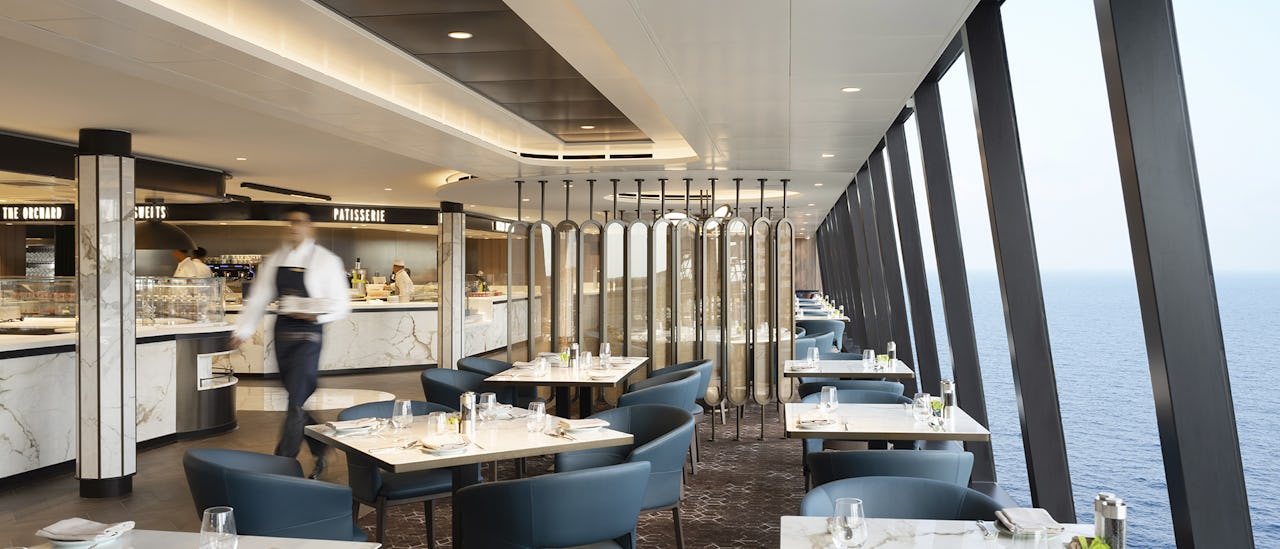 Emporium Marketplace on avoinna koko päivän