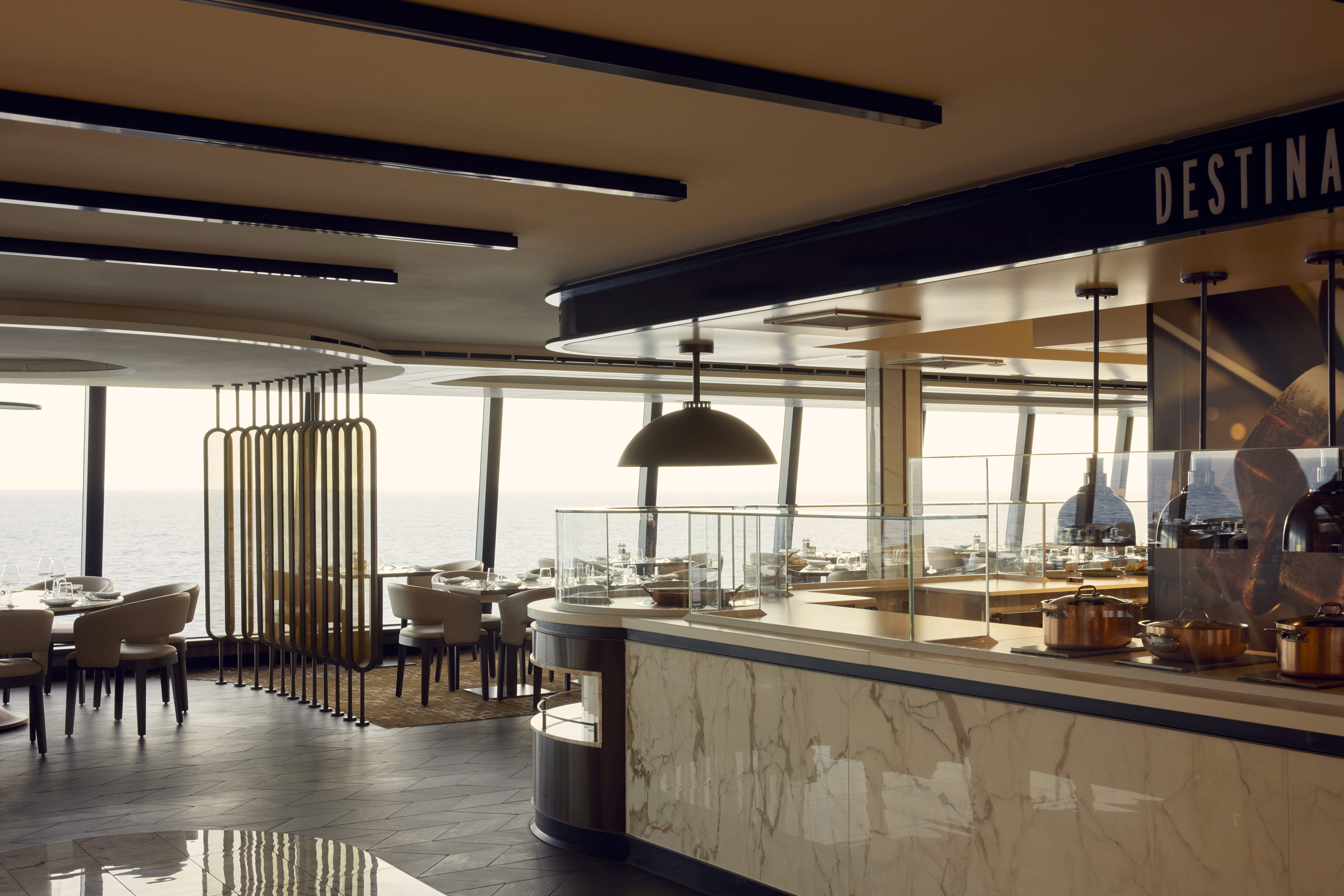 Emporium Marketplace on avoinna koko päivän