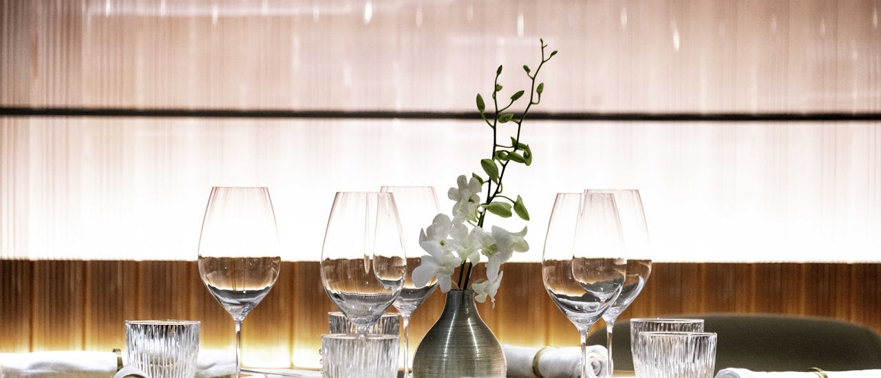 Ylellisiä ruokaelämyksiä Le Voyagessa, maailmaankuulun Daniel Bouludin uudessa ravintolassa