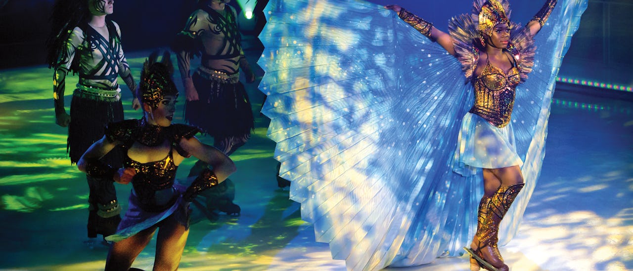 Upeita taitoluisteluesityksiä Studio B -jäähallissa